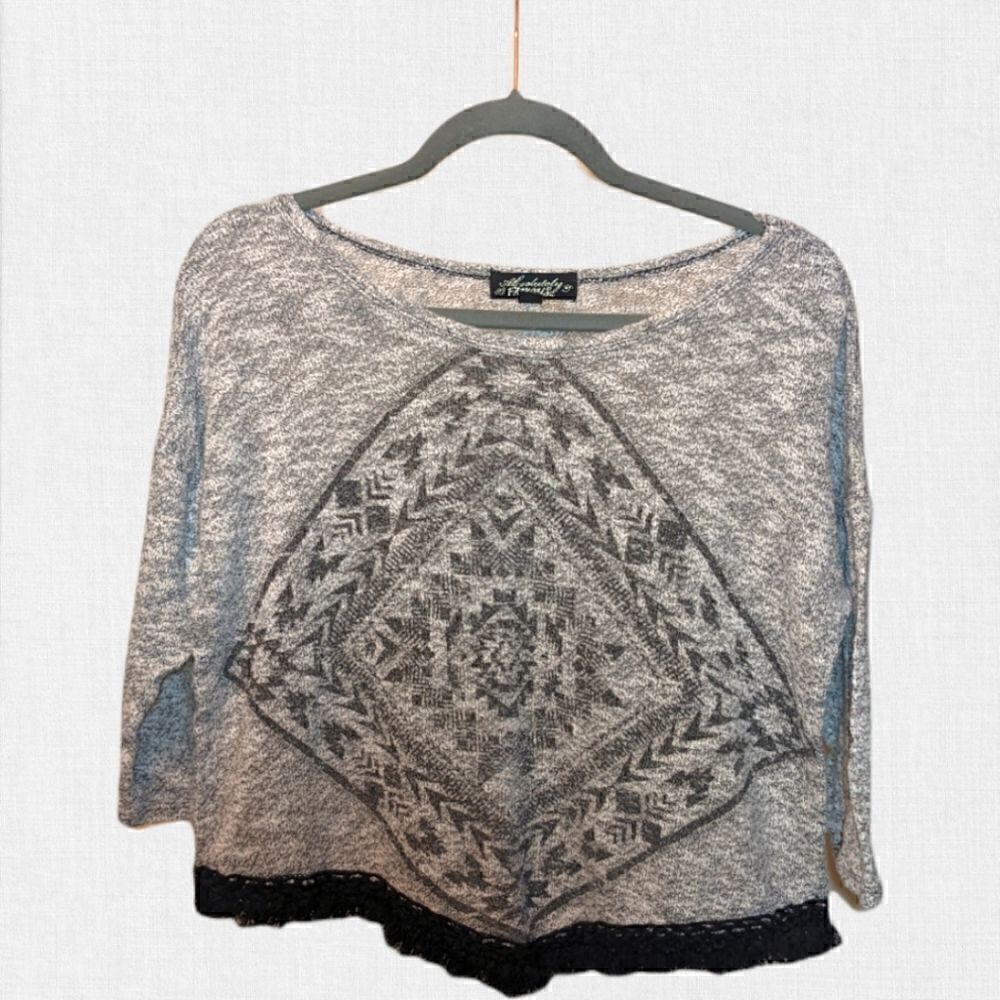 Absolutely Famous Crop Top Long Sleeve